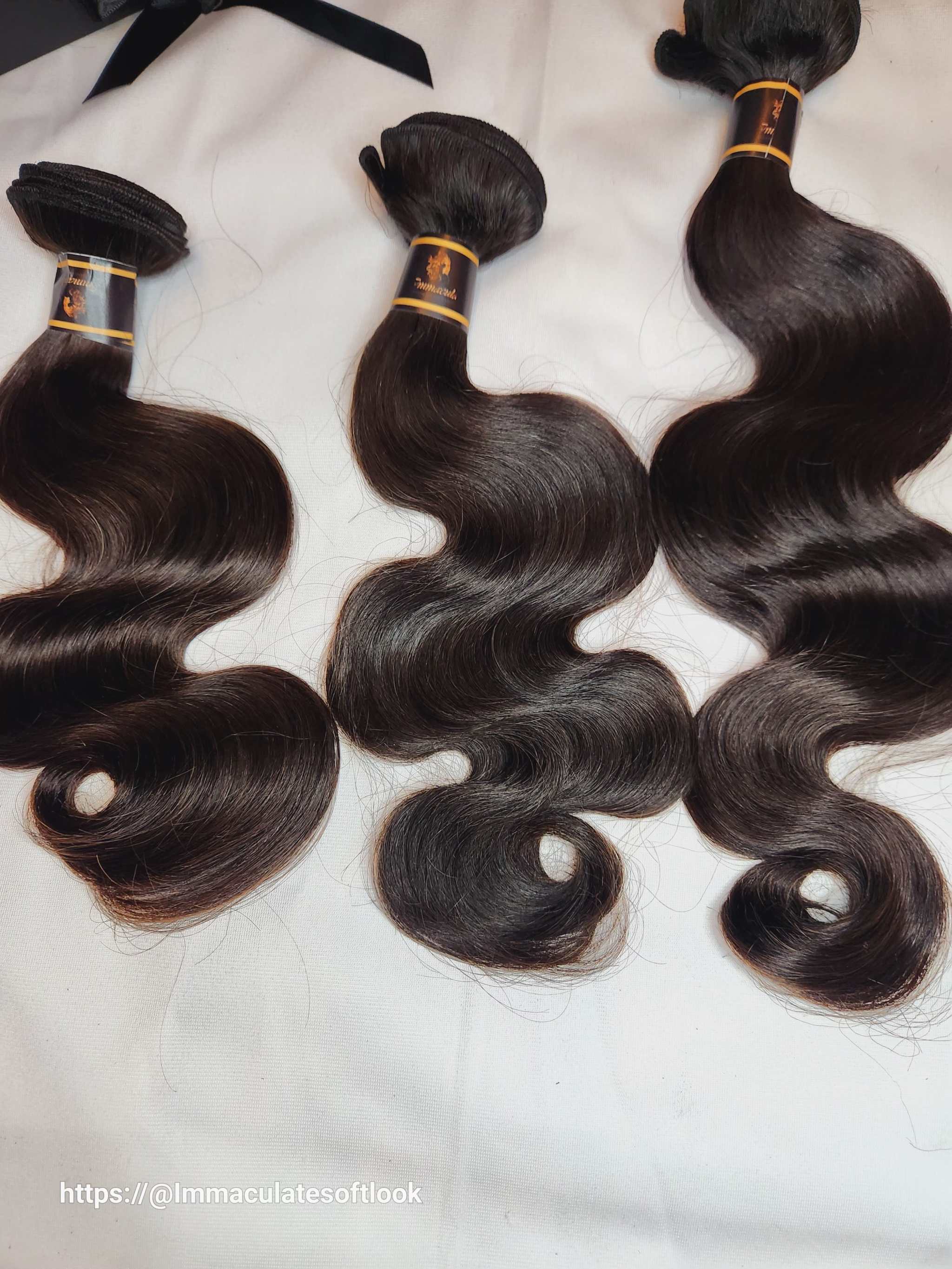 Malaysian Virgin Human Hair Body Wave Bundles 10 to 30 inches with soft natural waves and voluminous texture